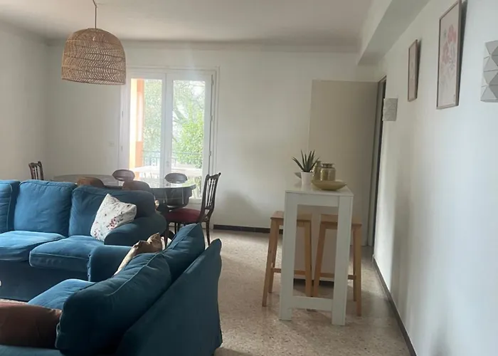 Bas De Vue Village *