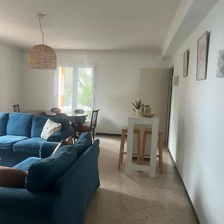 Bas De Vue Village *